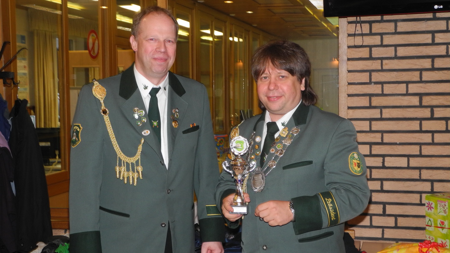 Den Schützenpokal 2012 gewann Thomas Nowak